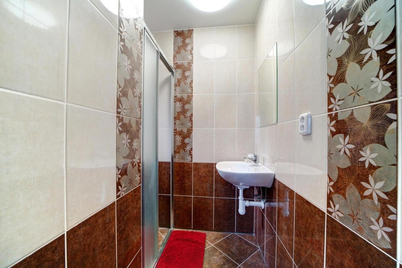 Hotel Zlechov Plumlov Εξωτερικό φωτογραφία