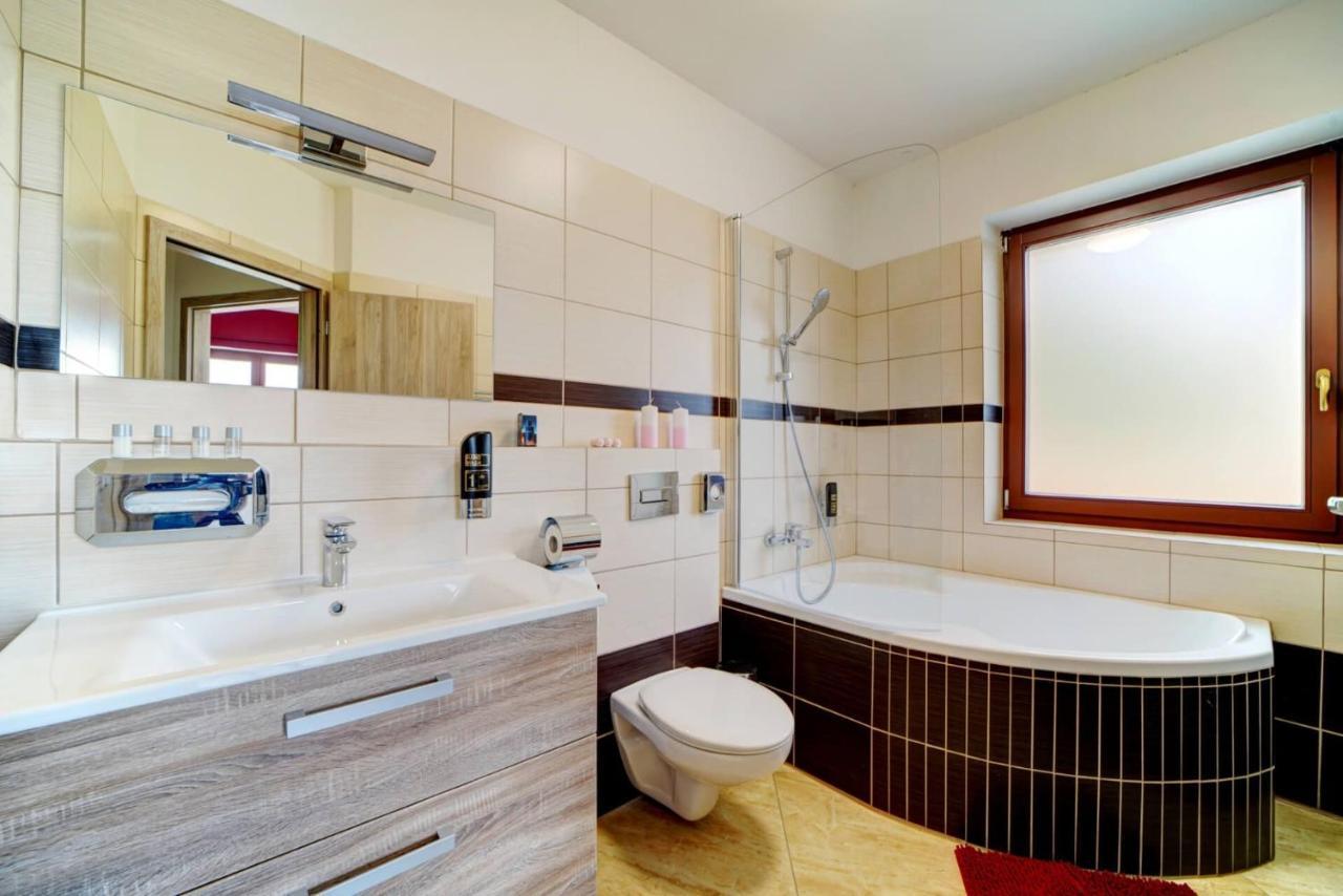 Hotel Zlechov Plumlov Εξωτερικό φωτογραφία