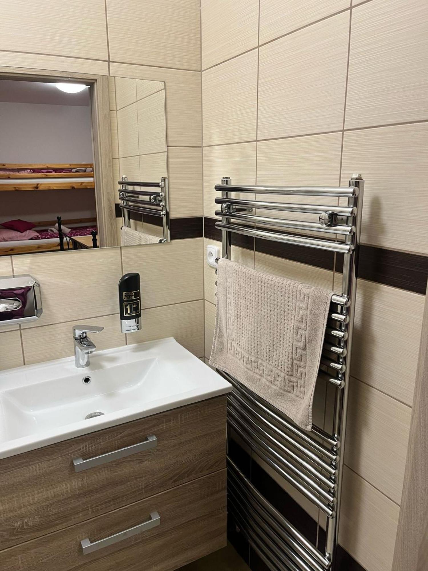 Hotel Zlechov Plumlov Δωμάτιο φωτογραφία