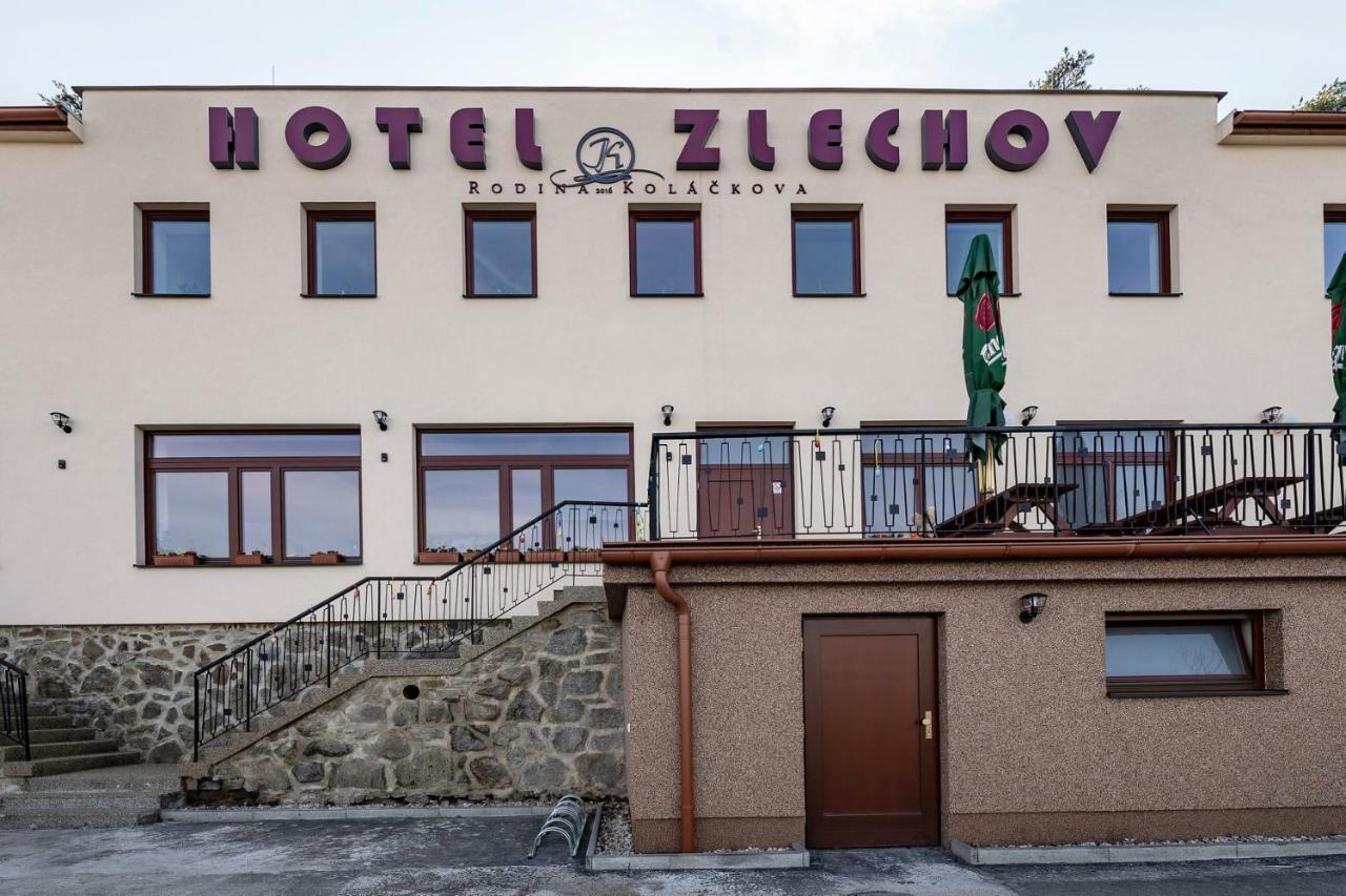 Hotel Zlechov Plumlov Εξωτερικό φωτογραφία